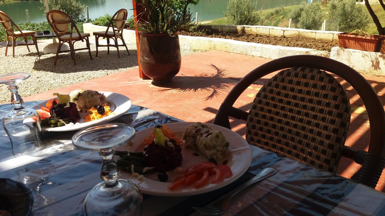 Relais De Tahla Hotell Aïn Bou Mahdi Exteriör bild