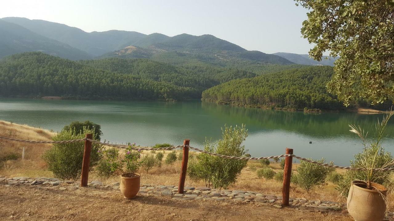 Relais De Tahla Hotell Aïn Bou Mahdi Exteriör bild